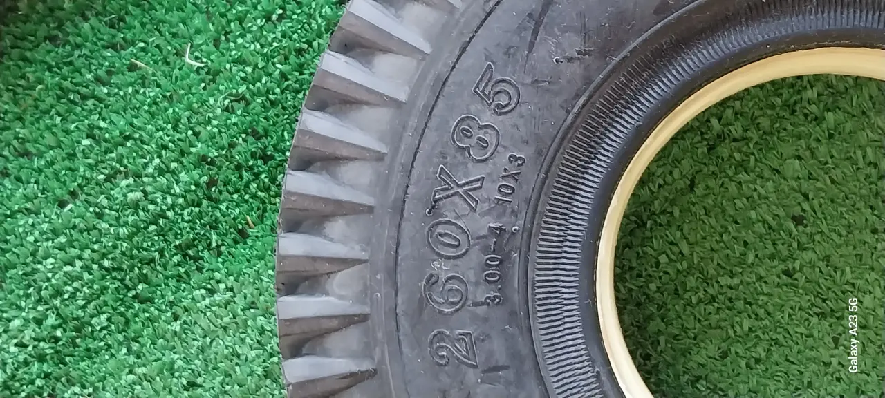 Bandes de roulement pour fauteuil roulant électrique Vermeiren F3