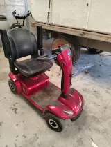 Véhicule scooter