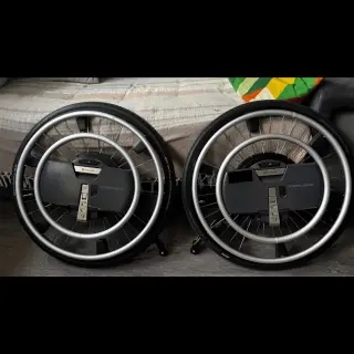 Kit d’assistance électrique WheelDrive pour fauteuil roulant – Comme neuf !