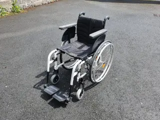 fauteuil roulant manuel