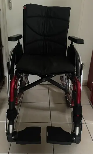 Fauteuil roulant manuel Vermeiren V500 / V500 30°
