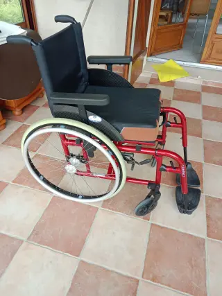 Fauteuil roulant manuel