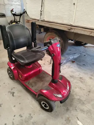 Véhicule scooter
